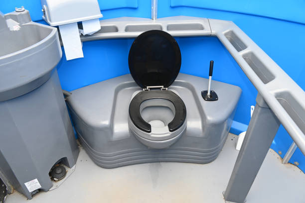 Best Portable restroom solutions  in Batesville, TX