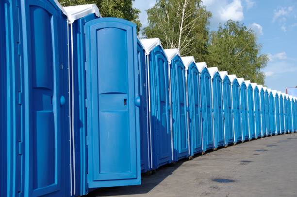 Best Portable restroom trailer rental  in Batesville, TX